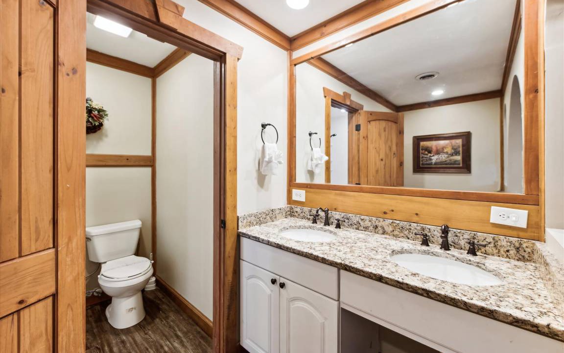 Photo of Others in White Oak Lodge