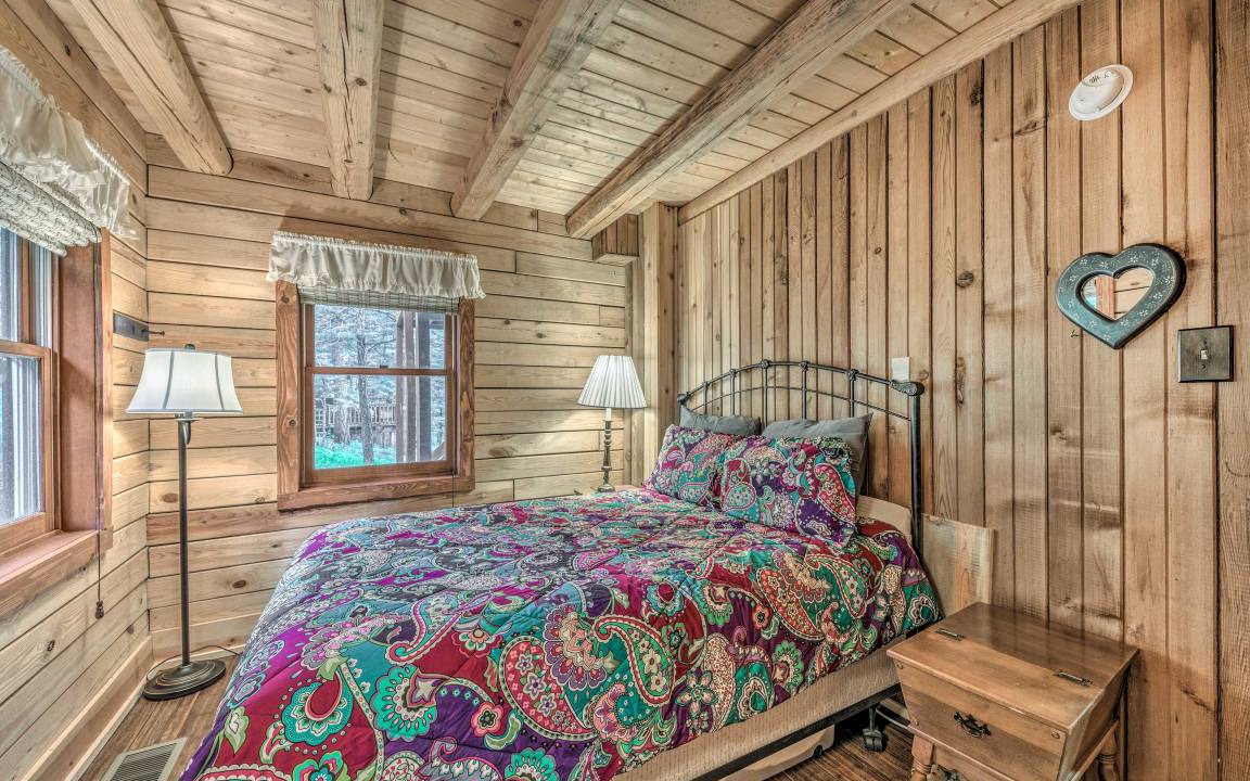 Photo of Bedroom in Ruidoso
