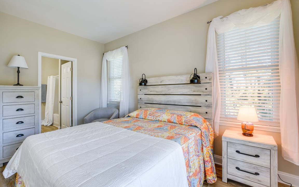 Photo of Bedroom in Murrells Inlet