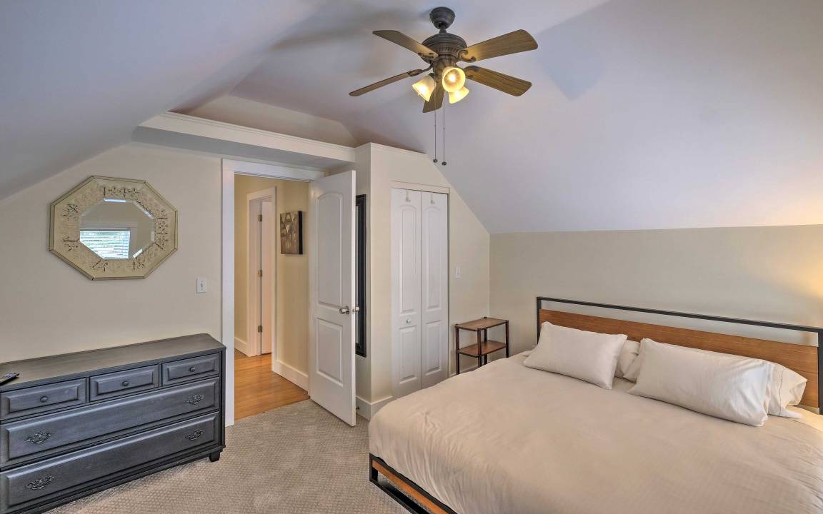 Photo of Bedroom in Warrensburg