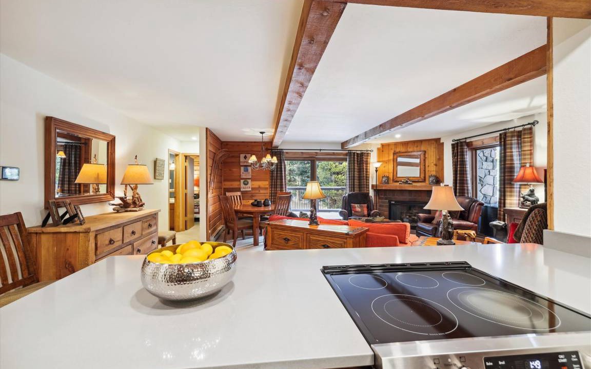 Photo of Kitchen in Four O'Clock