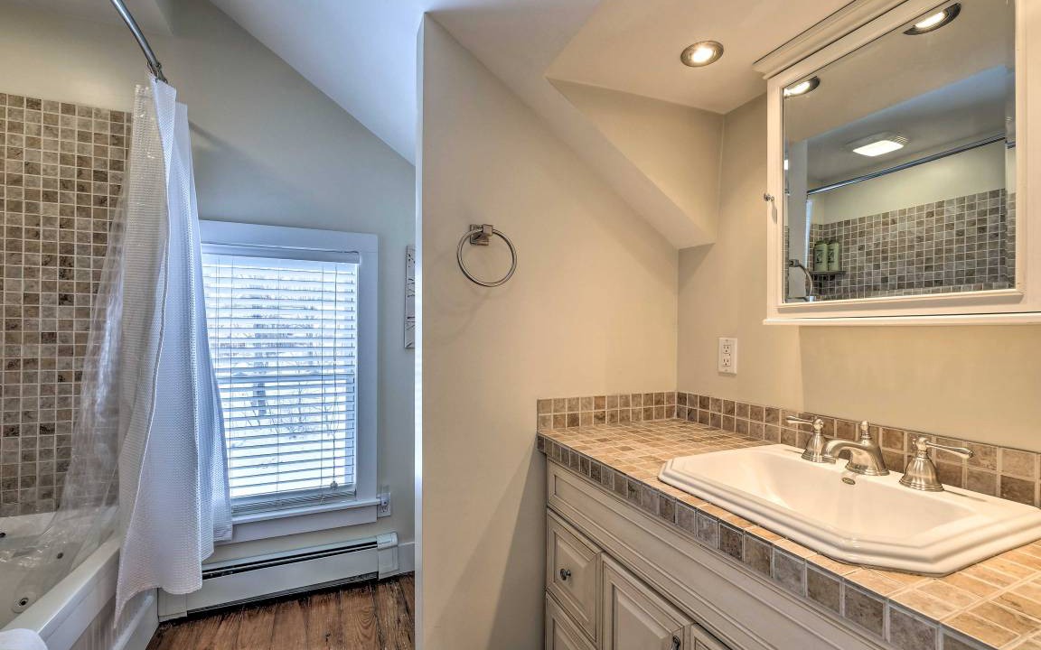 Photo of Bathroom in Warrensburg