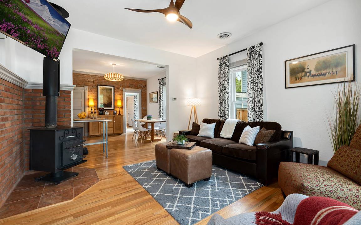 Photo of Livingroom in Old Town West