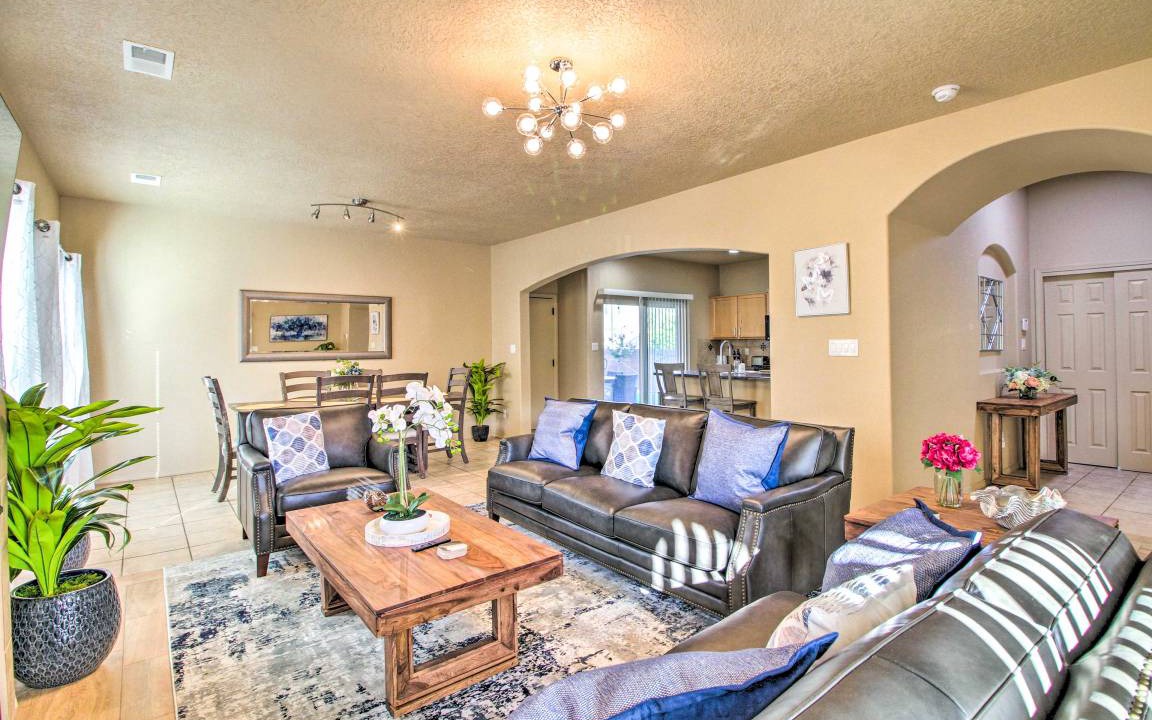Photo of Livingroom in Mesa Del Sol Innovation Park