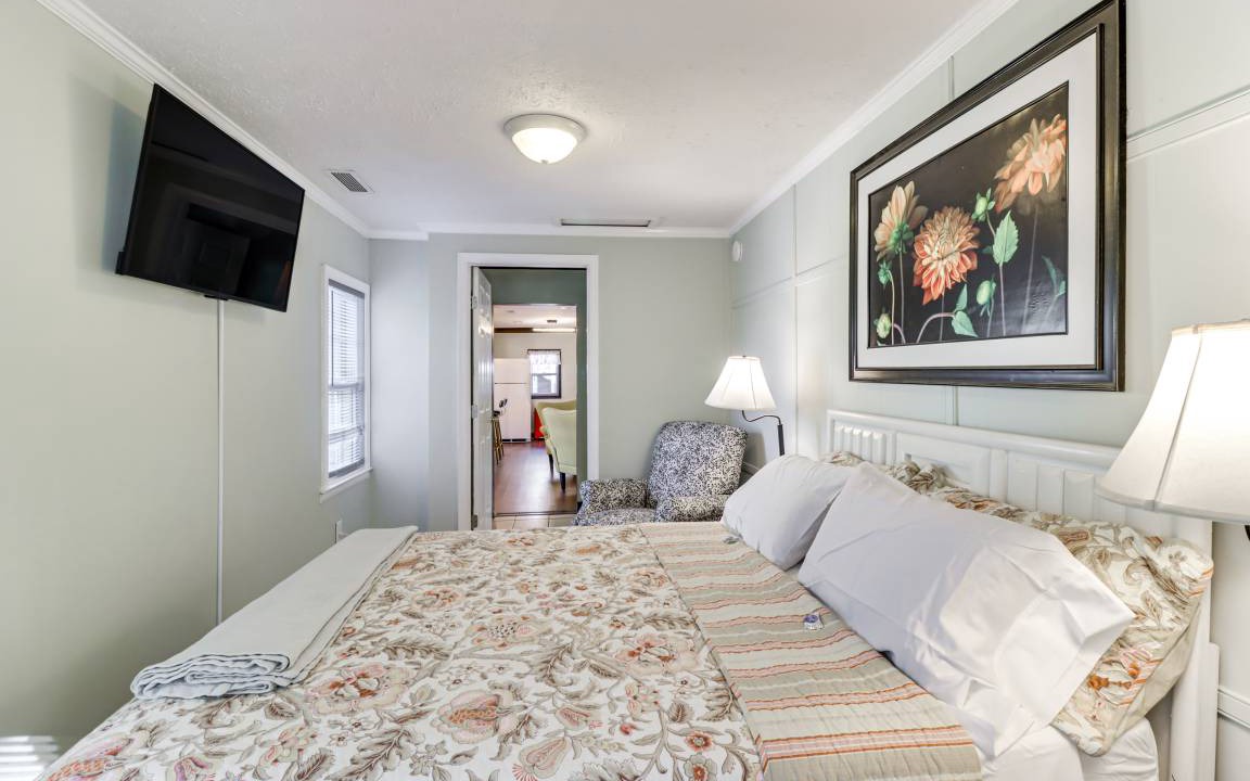 Photo of Bedroom in Rock Point