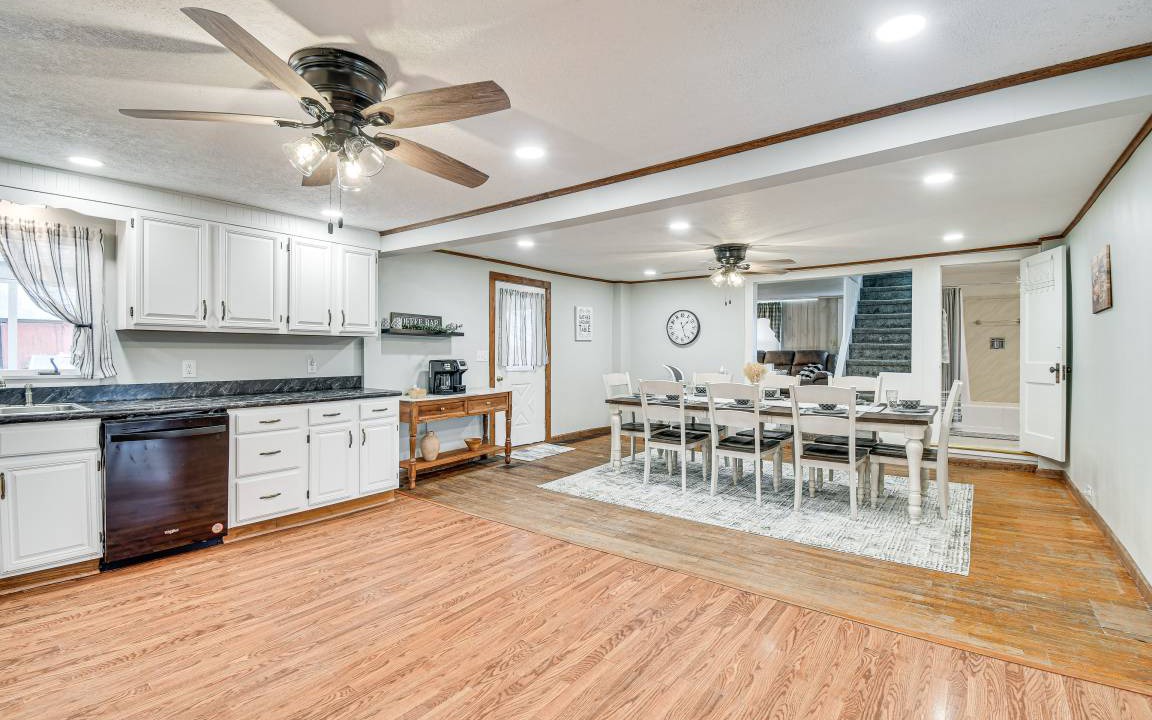 Photo of Kitchen in Town of Owasco