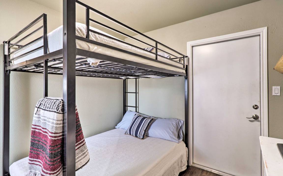 Photo of Bedroom in Tow