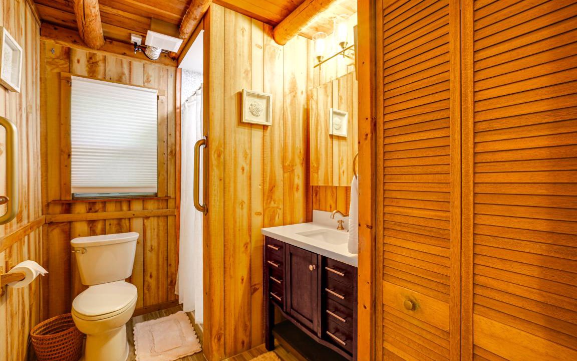 Photo of Bathroom in Chesapeake Ranch Estates-Drum Point