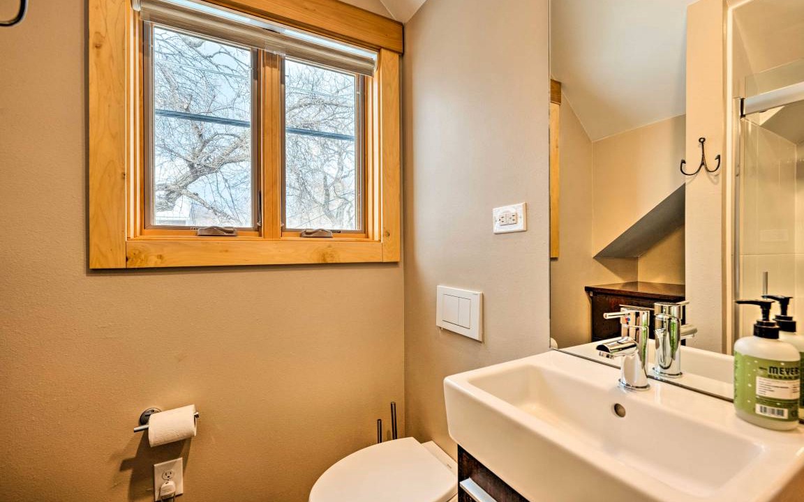 Photo of Bathroom in Whittier