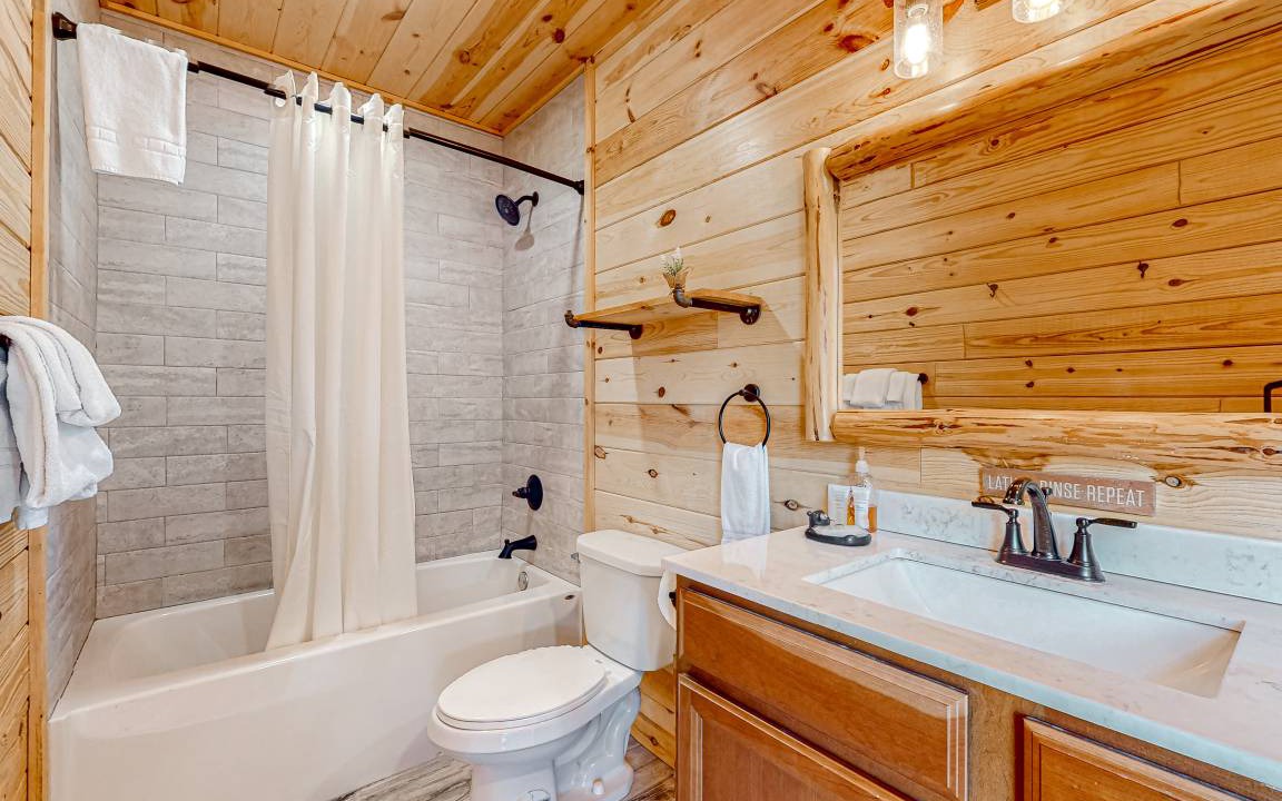 Photo of Others in White Oak Lodge