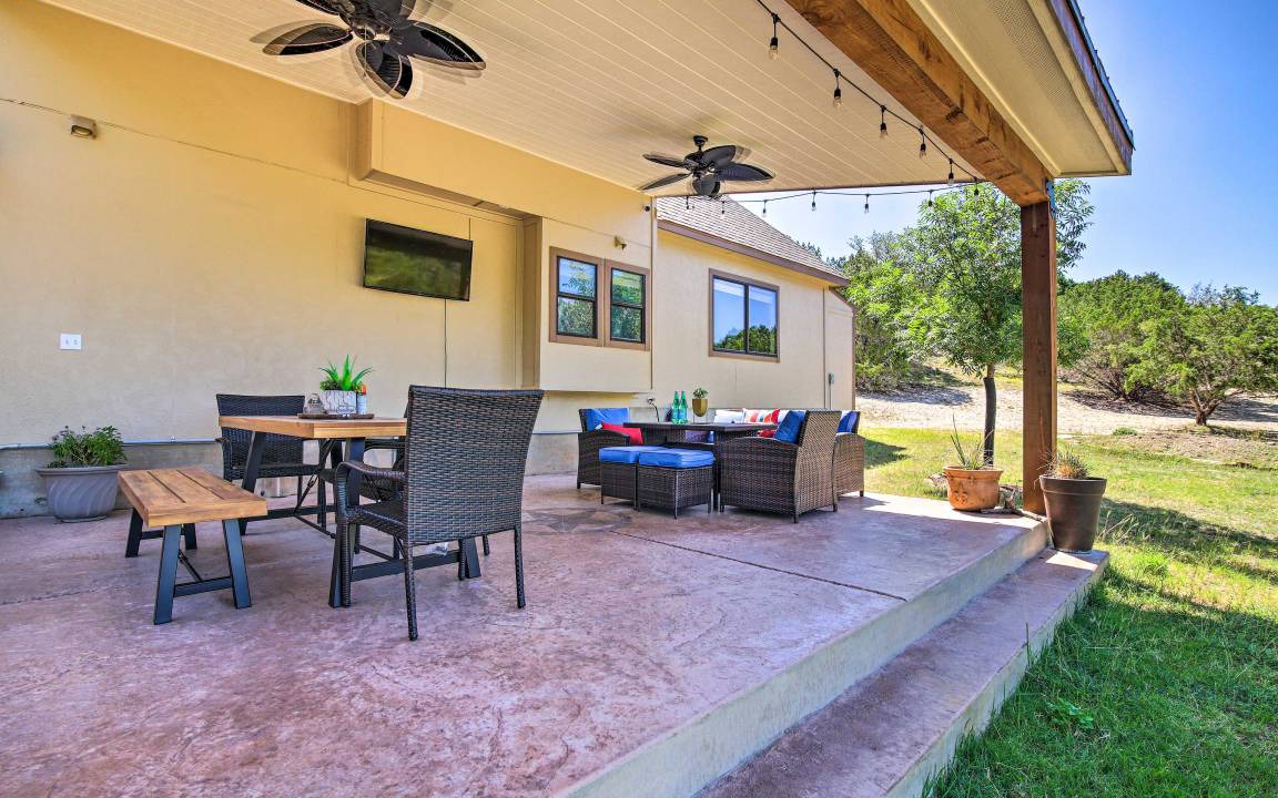 Photo of Patio Balcony in Highland Lake Estates