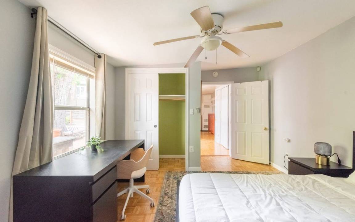 Photo of Bedroom in East Cesar Chavez