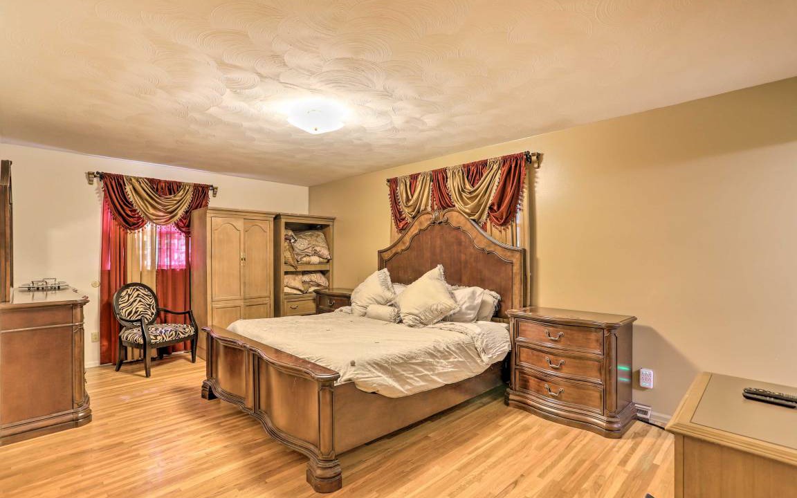 Photo of Bedroom in Toledo