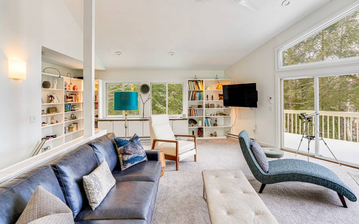 Photo of Livingroom in Otis