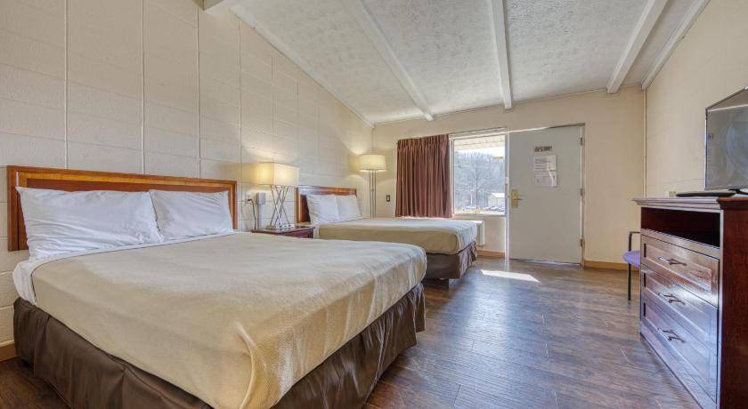 Photo of Bedroom in Oneida
