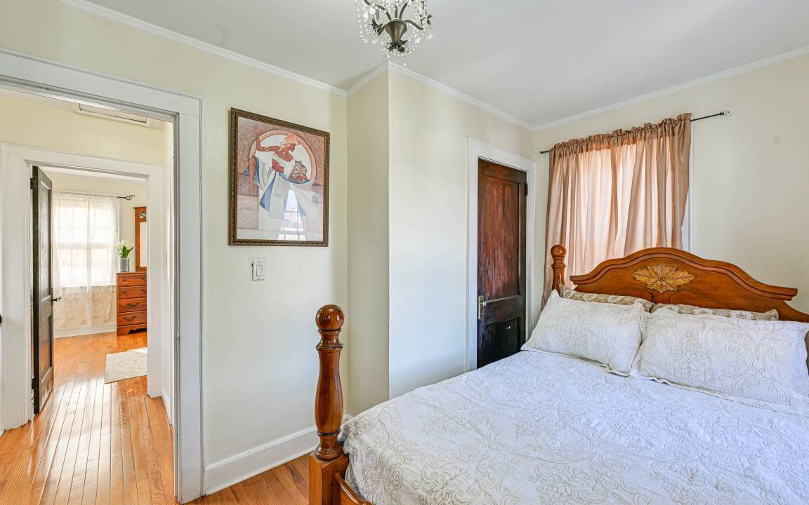 Photo of Bedroom in Valley Stream