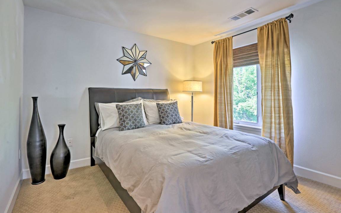 Photo of Bedroom in Highland