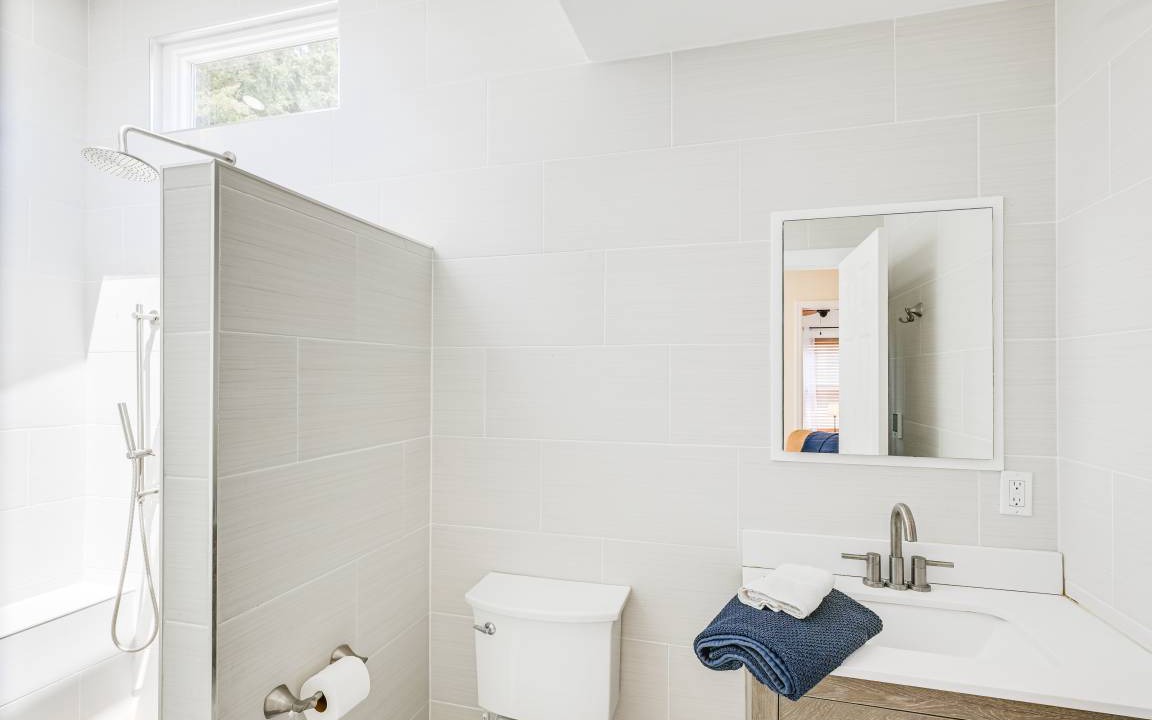 Photo of Bathroom in Point Lookout