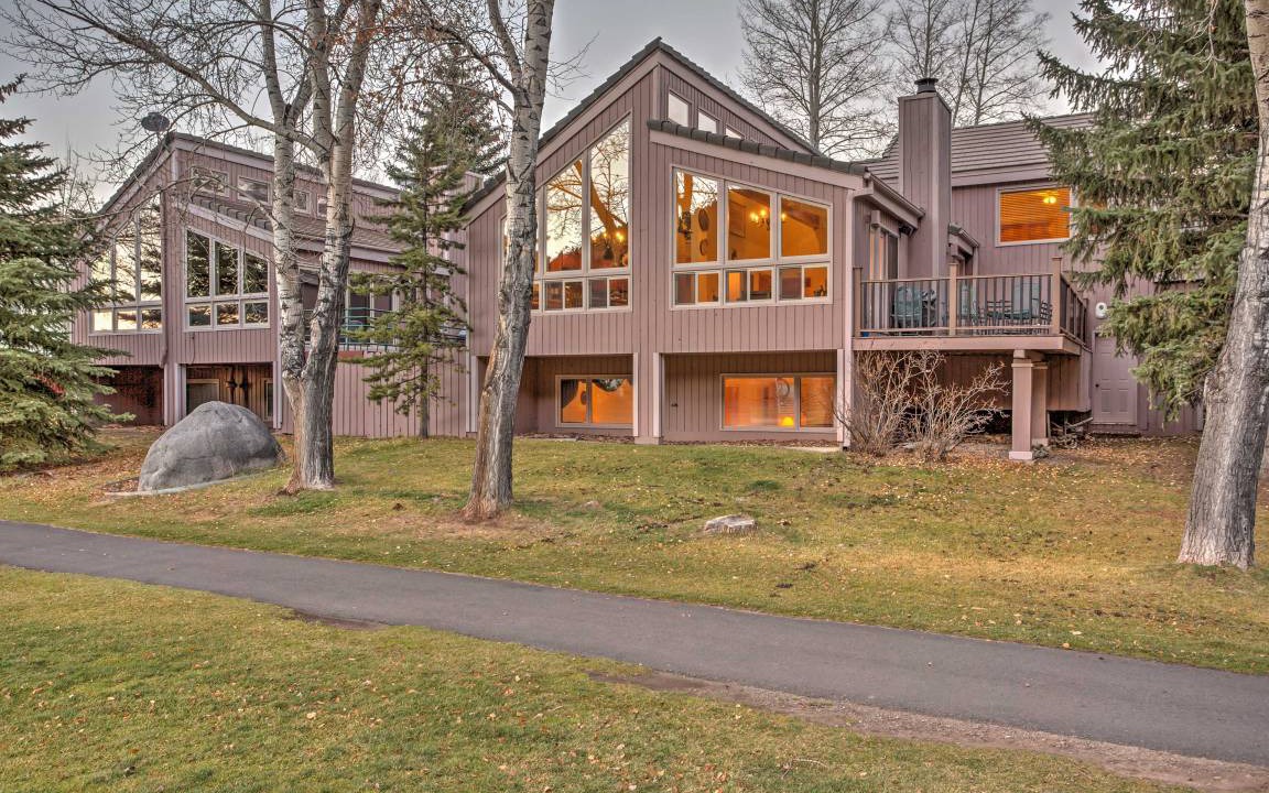 Photo of Buildings in Eagle-Vail