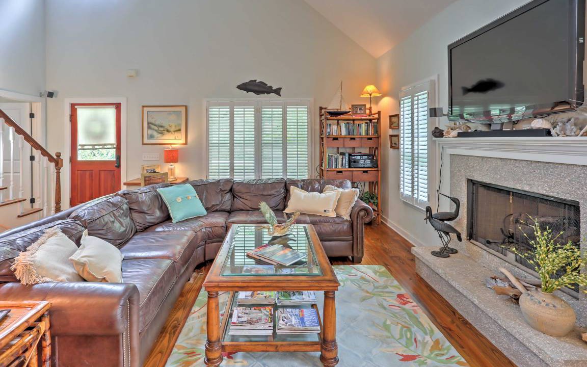 Photo of Livingroom in Saint Simons Island