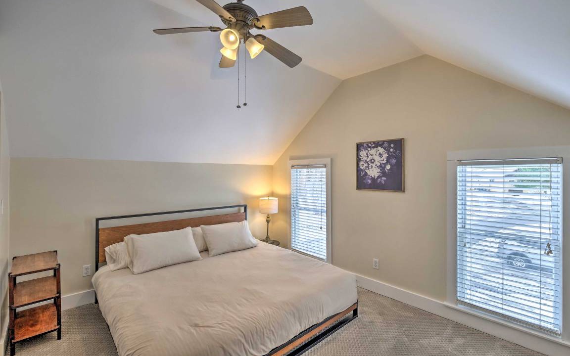 Photo of Bedroom in Warrensburg