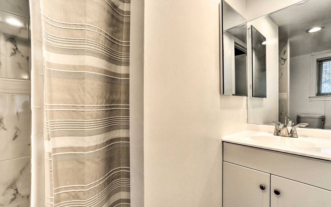 Photo of Bathroom in Allen