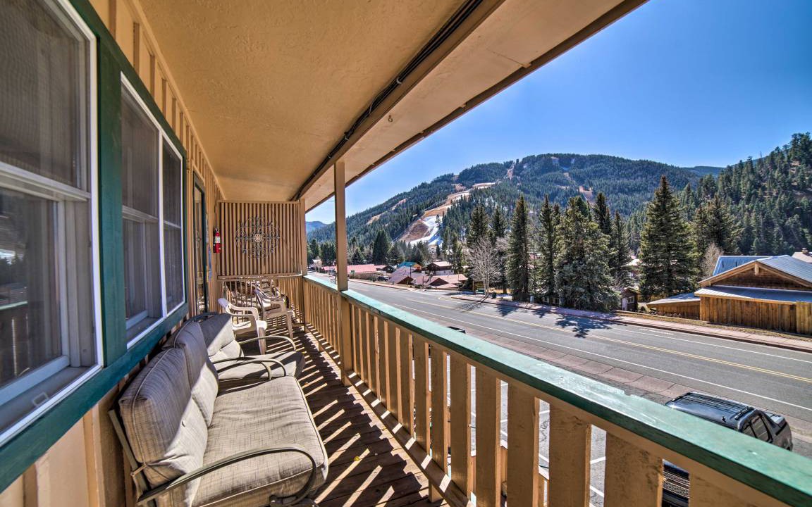 Photo of Patio Balcony in Red River