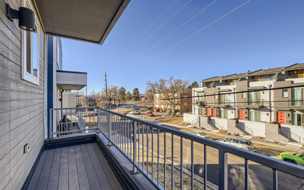 Photo of Patio Balcony in Jefferson Park