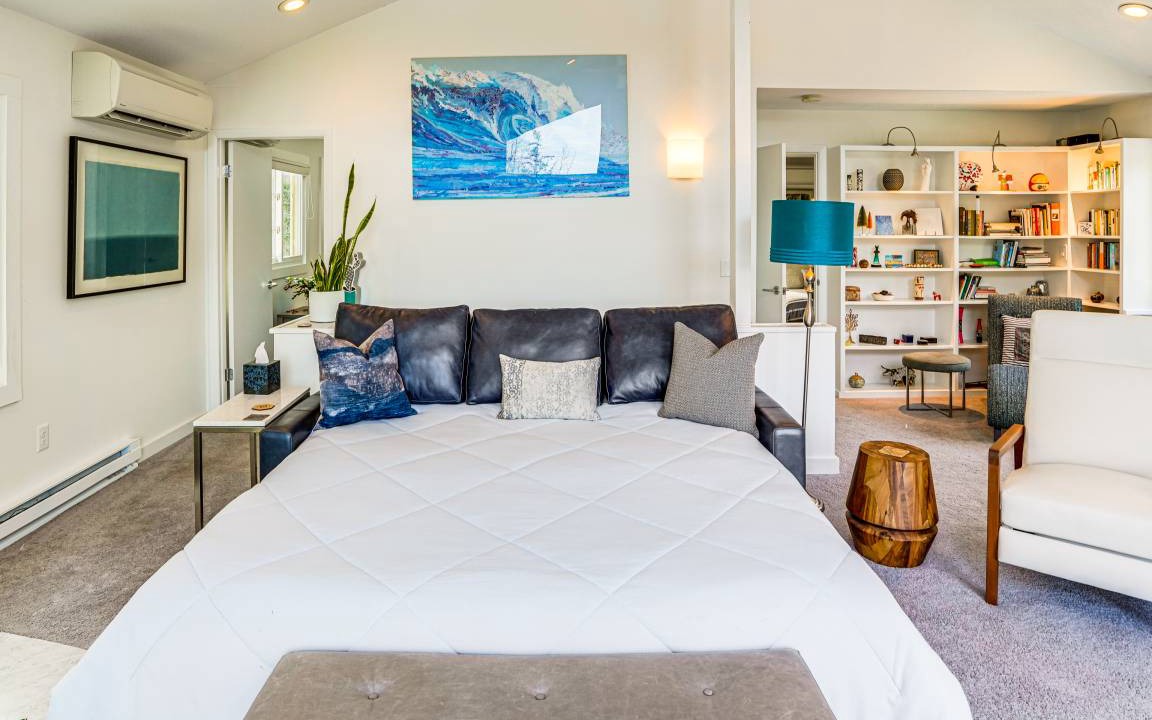 Photo of Bedroom in Otis