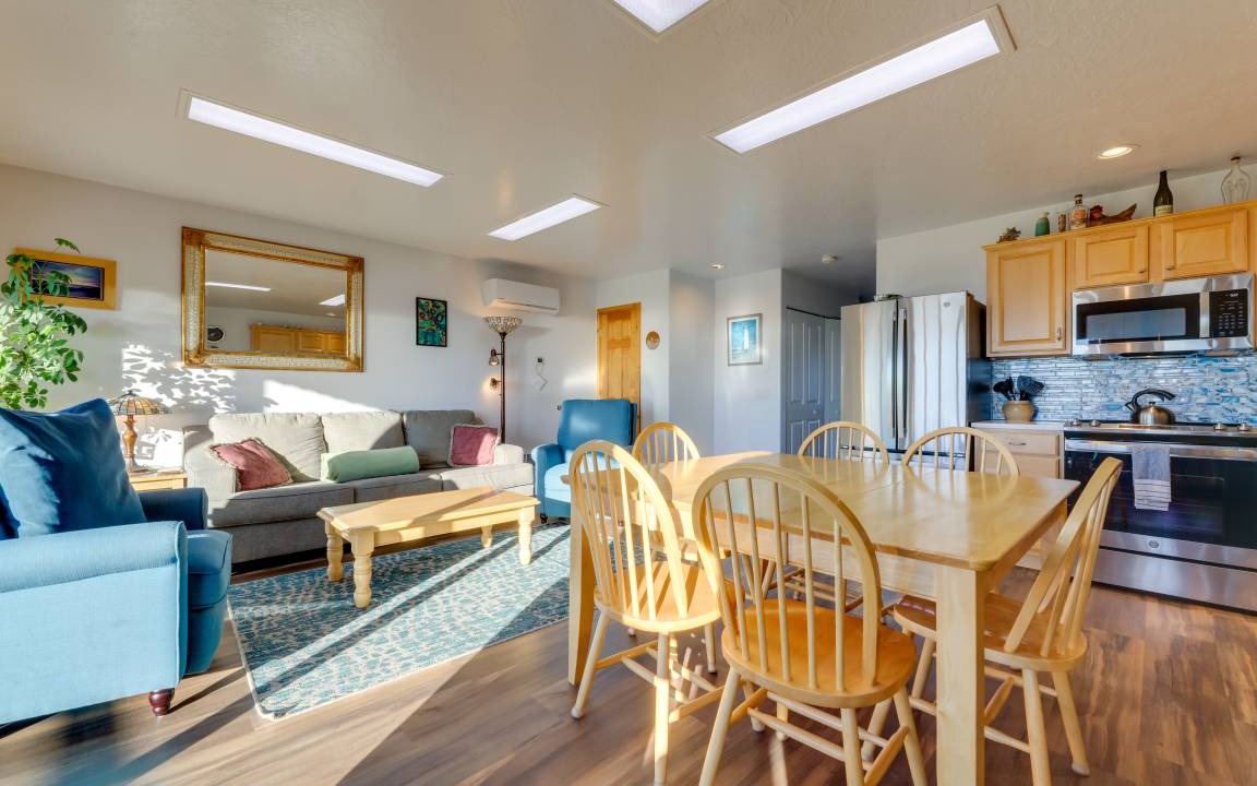 Photo of Livingroom in Waldport