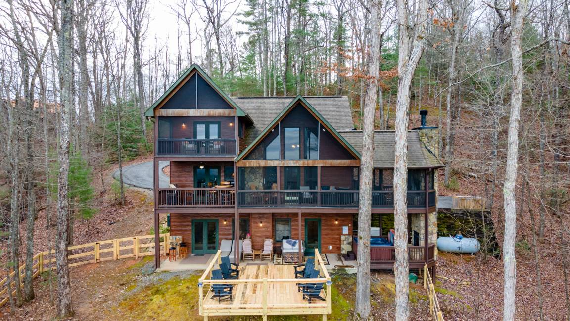Photo of Others in Raccoon Ridge