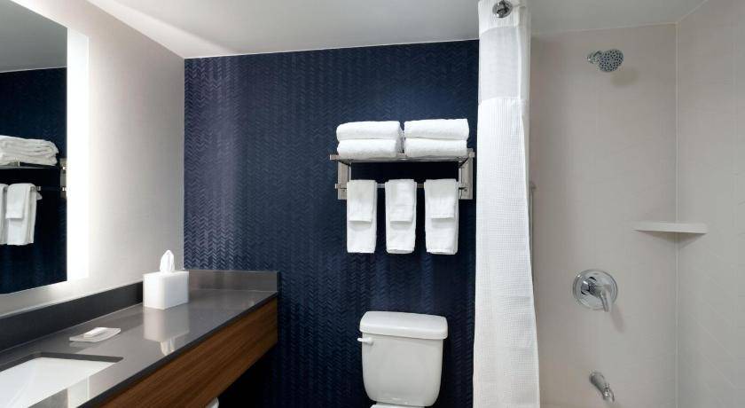 Photo of Bathroom in Lakewood