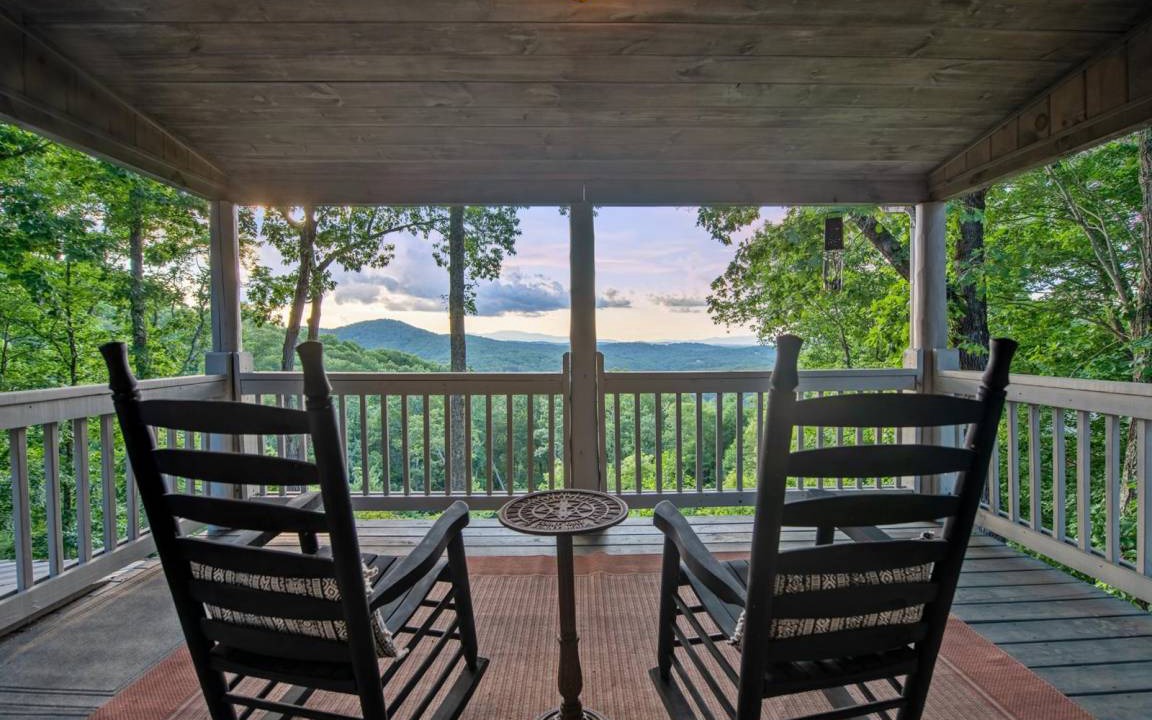 Photo of Patio Balcony in Ridges Over the Lake