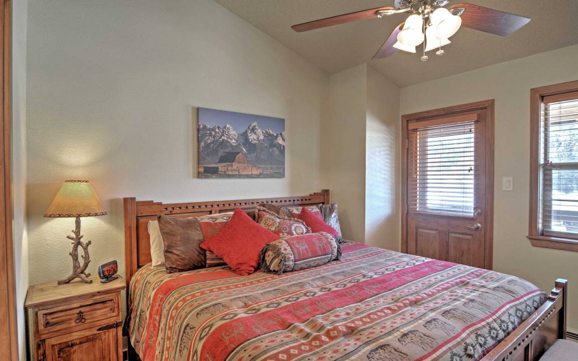 Photo of Bedroom in Red River