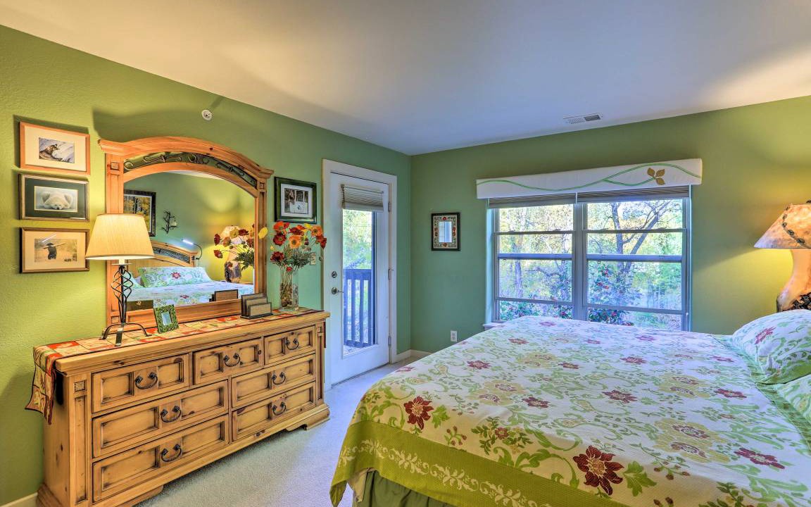 Photo of Bedroom in Edwards