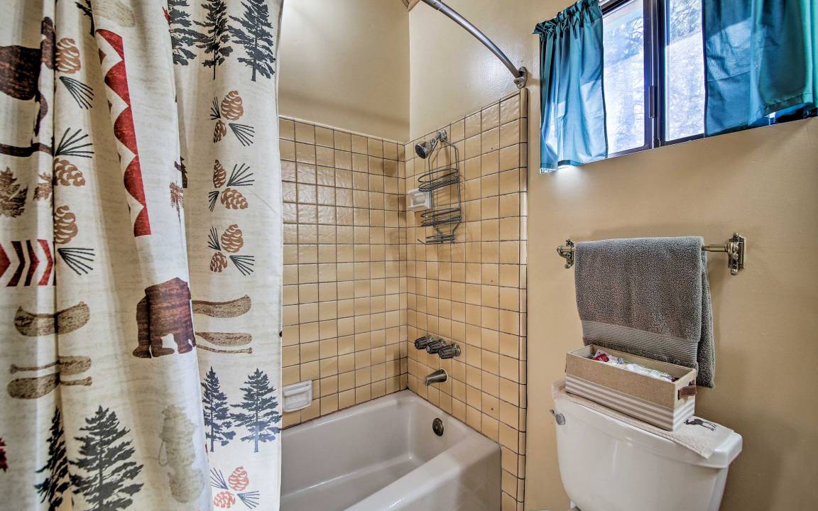Photo of Bathroom in Lake Arrowhead
