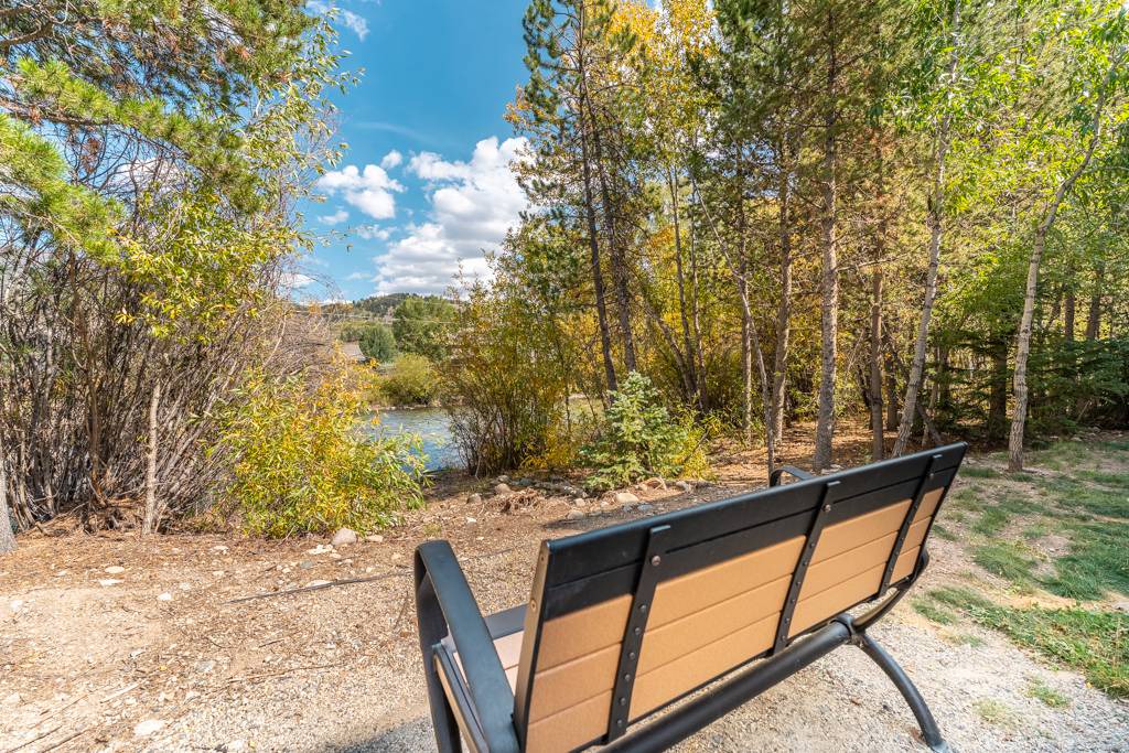Photo of Others in Silverthorne