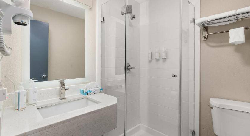 Photo of Bathroom in Northeast Heights