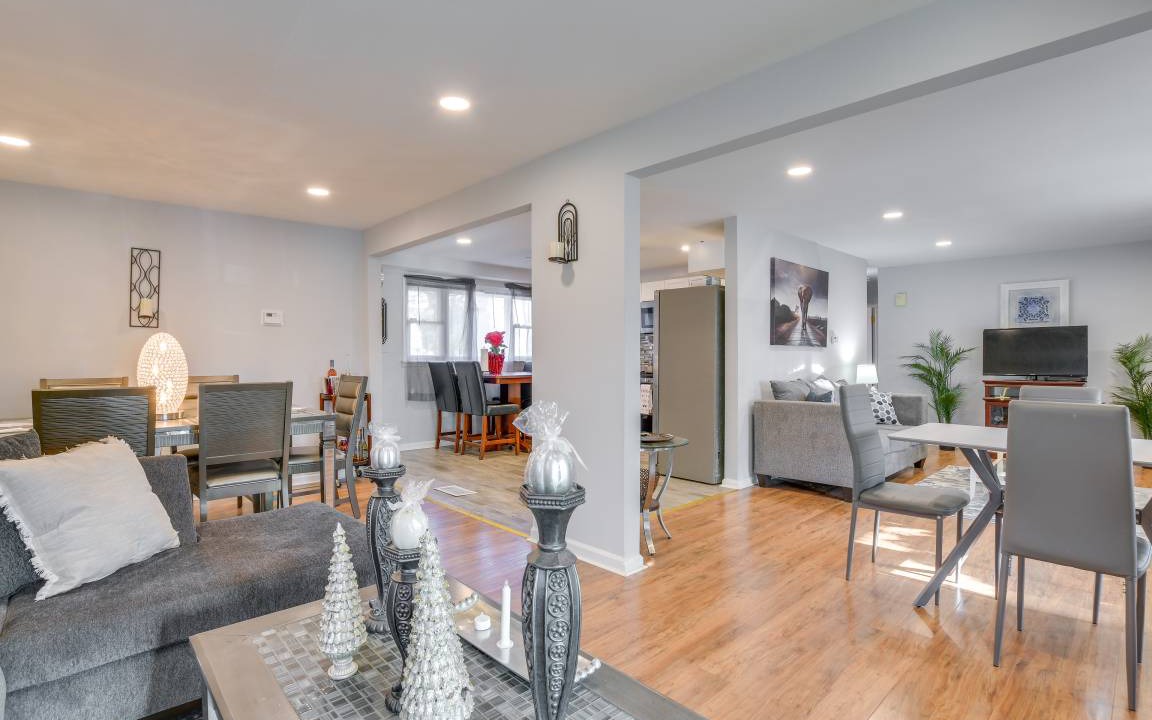 Photo of Livingroom in Country Club Hills