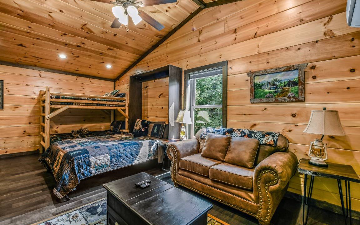 Photo of Bedroom in Sevierville