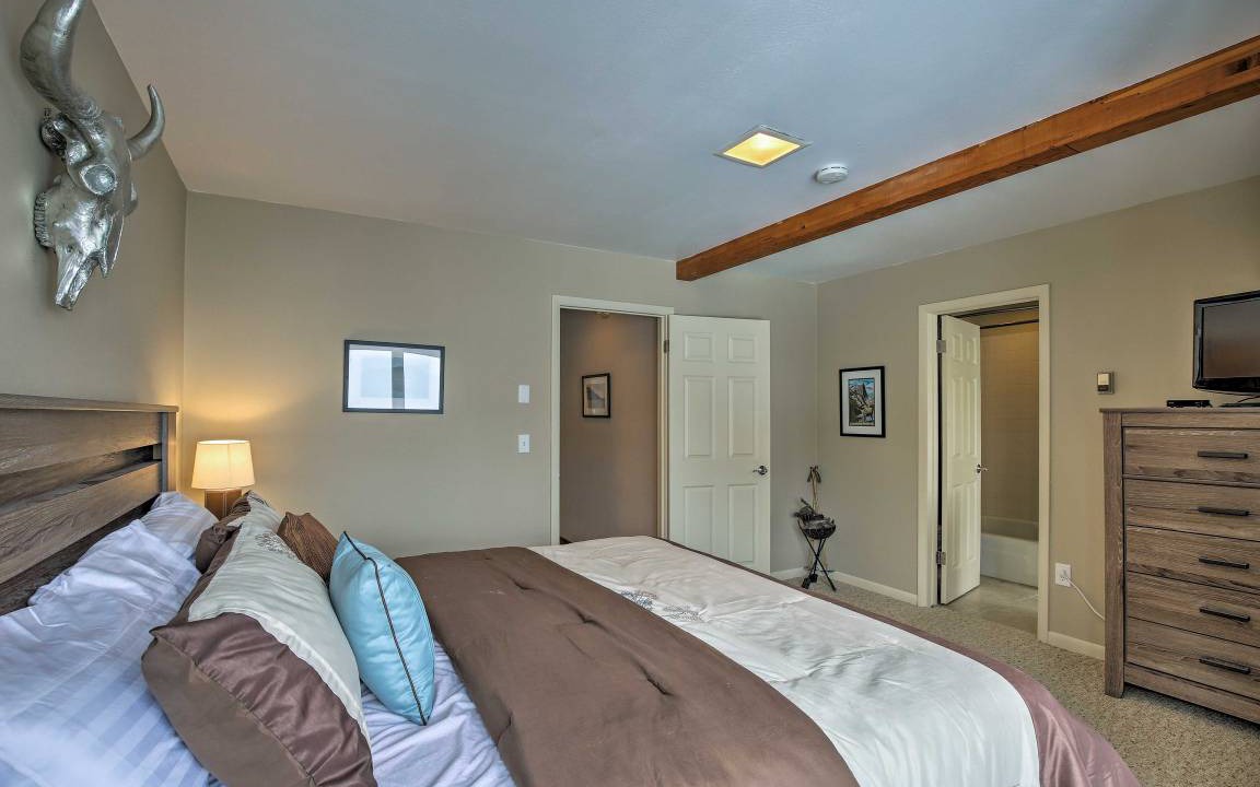Photo of Bedroom in Grand Lake