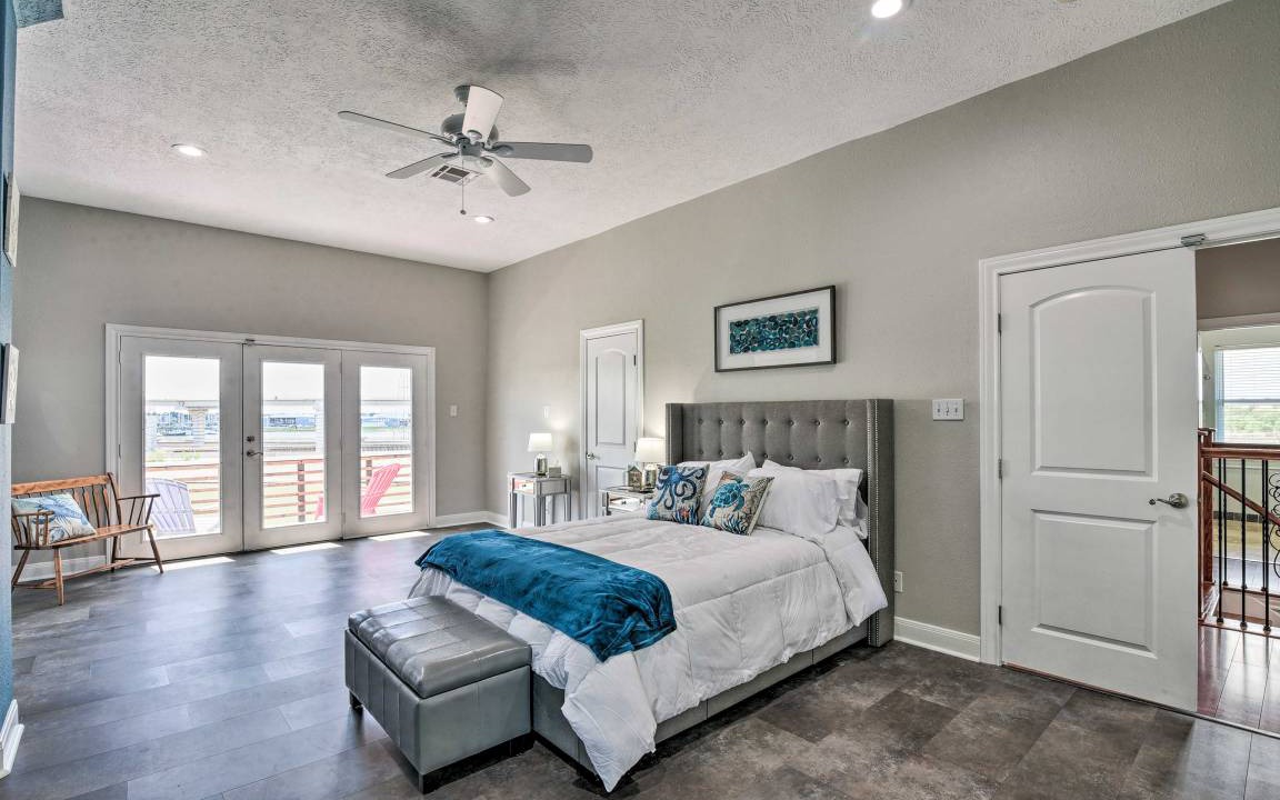 Photo of Bedroom in El Lago