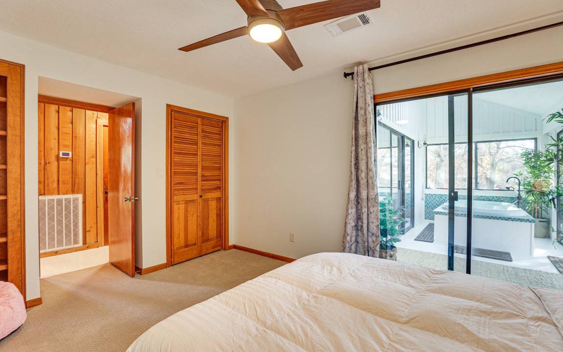 Photo of Bedroom in Brookshire