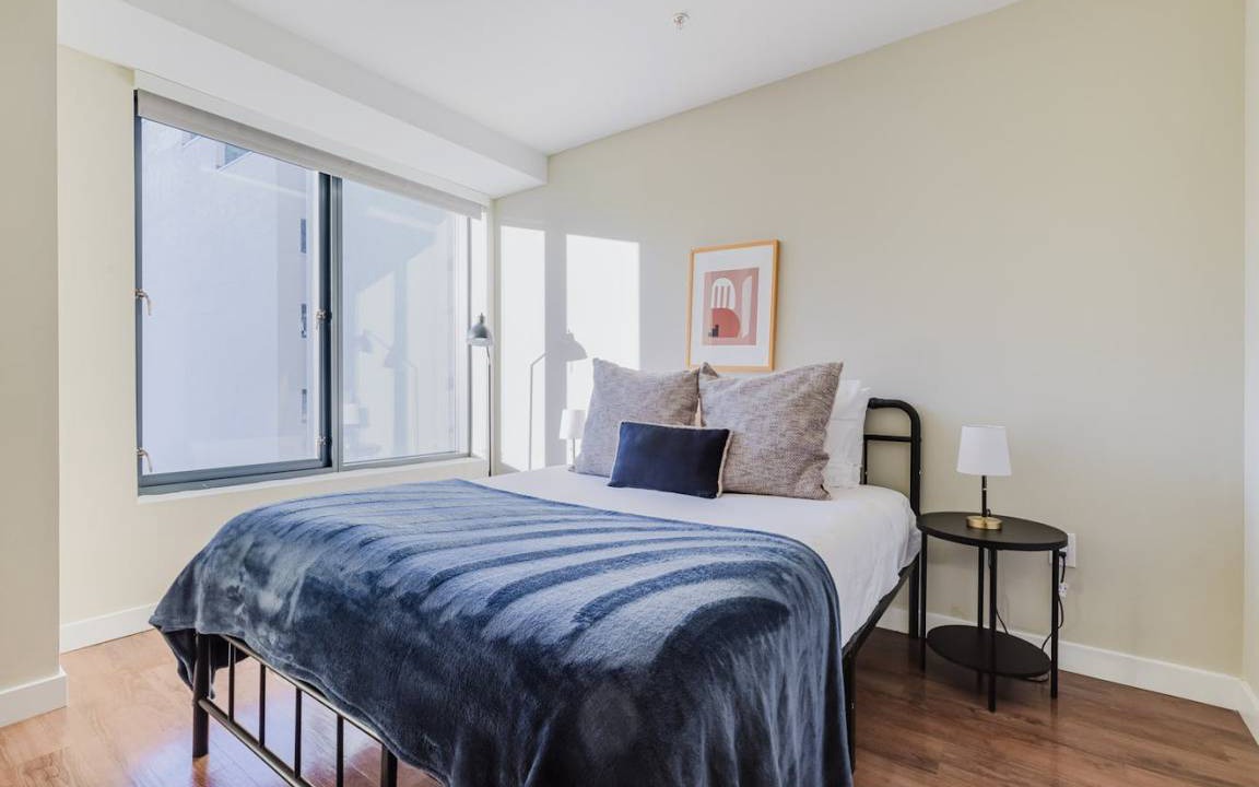 Photo of Bedroom in Theatre District