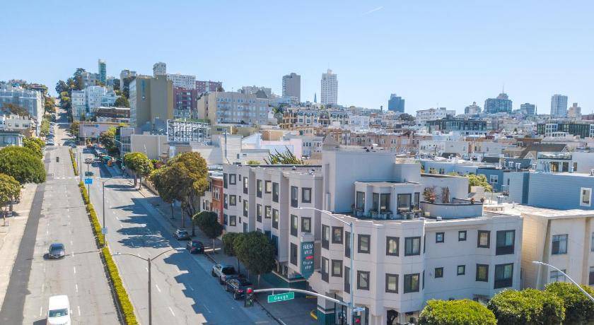 Photo of Others in Cow Hollow