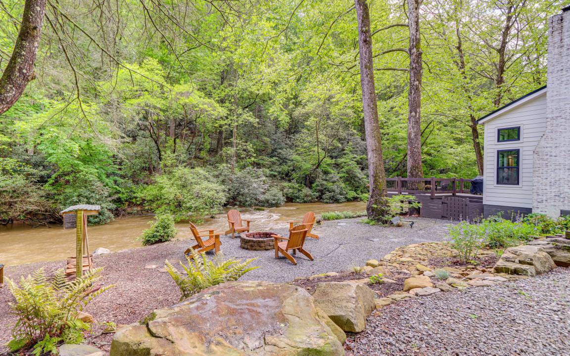 Photo of Others in Ellijay