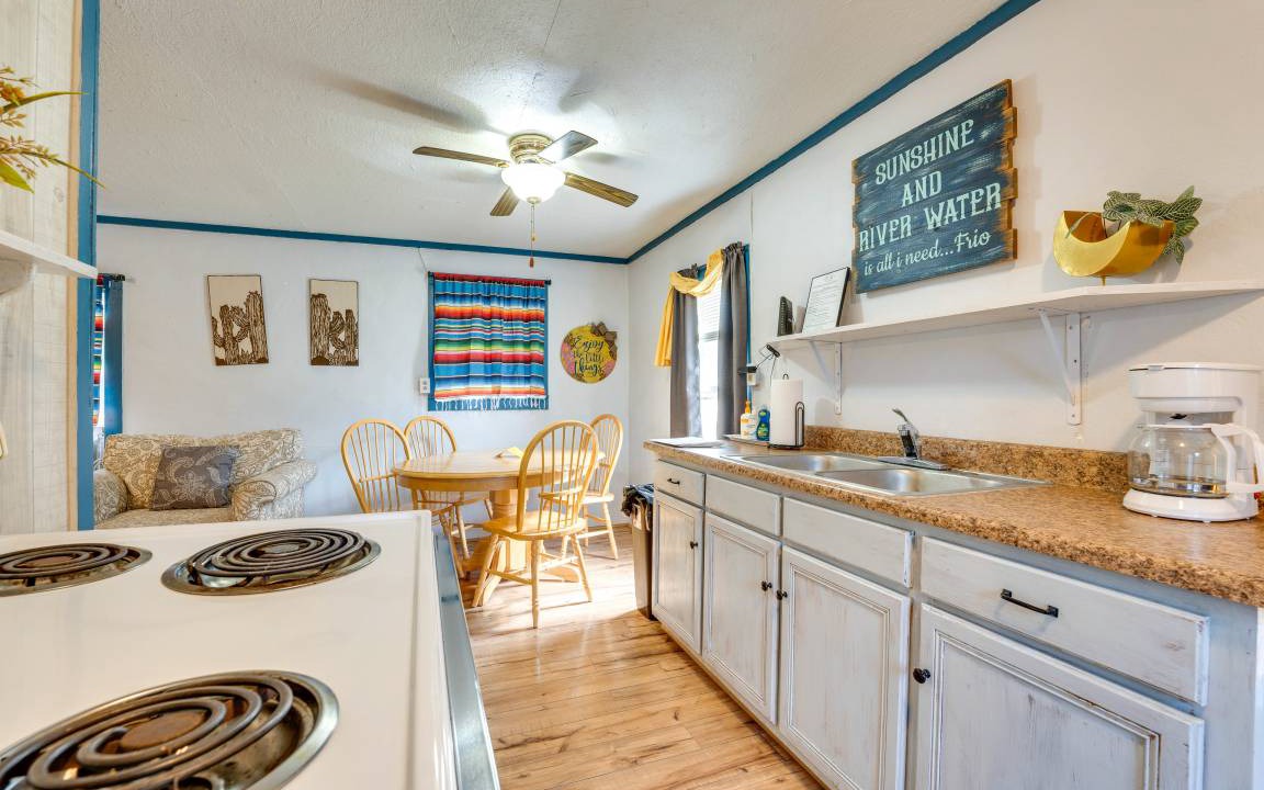 Photo of Kitchen in Concan