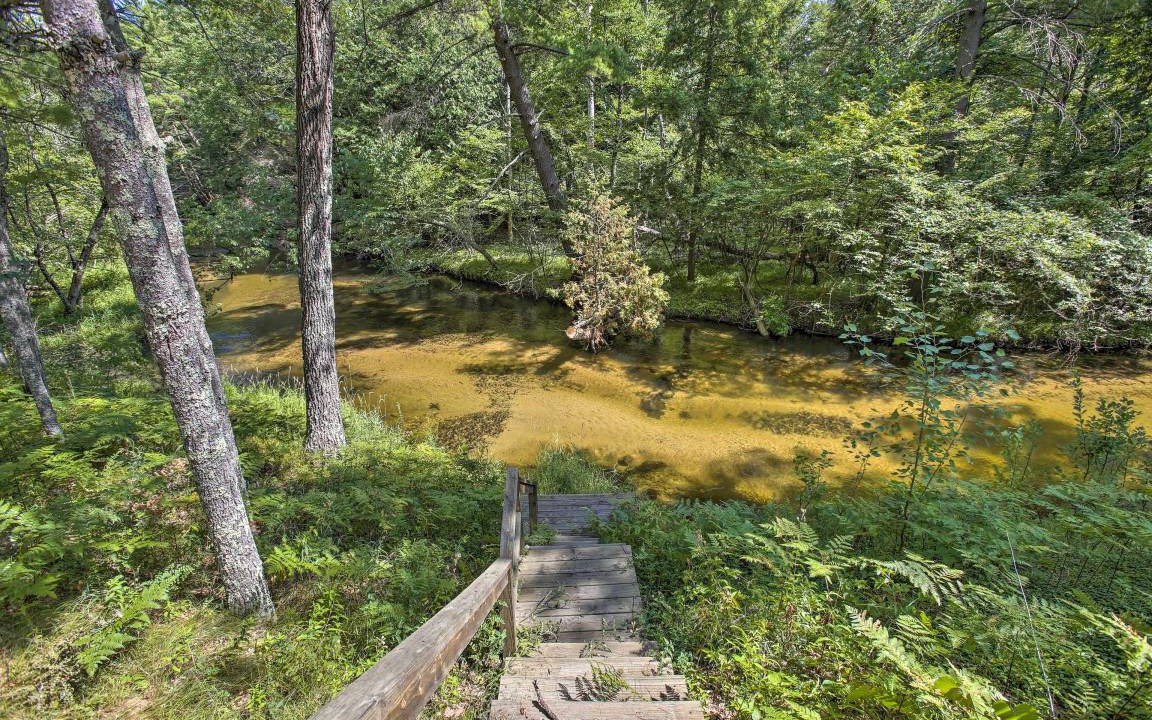 Photo of Others in Baldwin