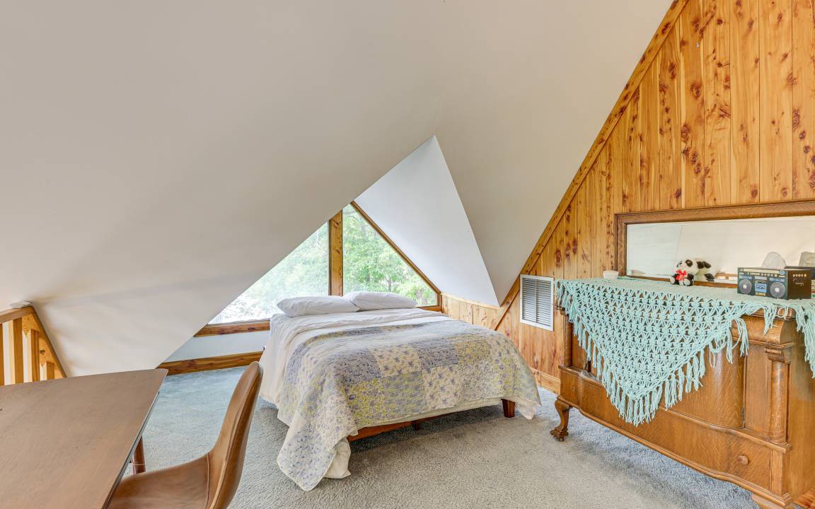 Photo of Bedroom in Shelby
