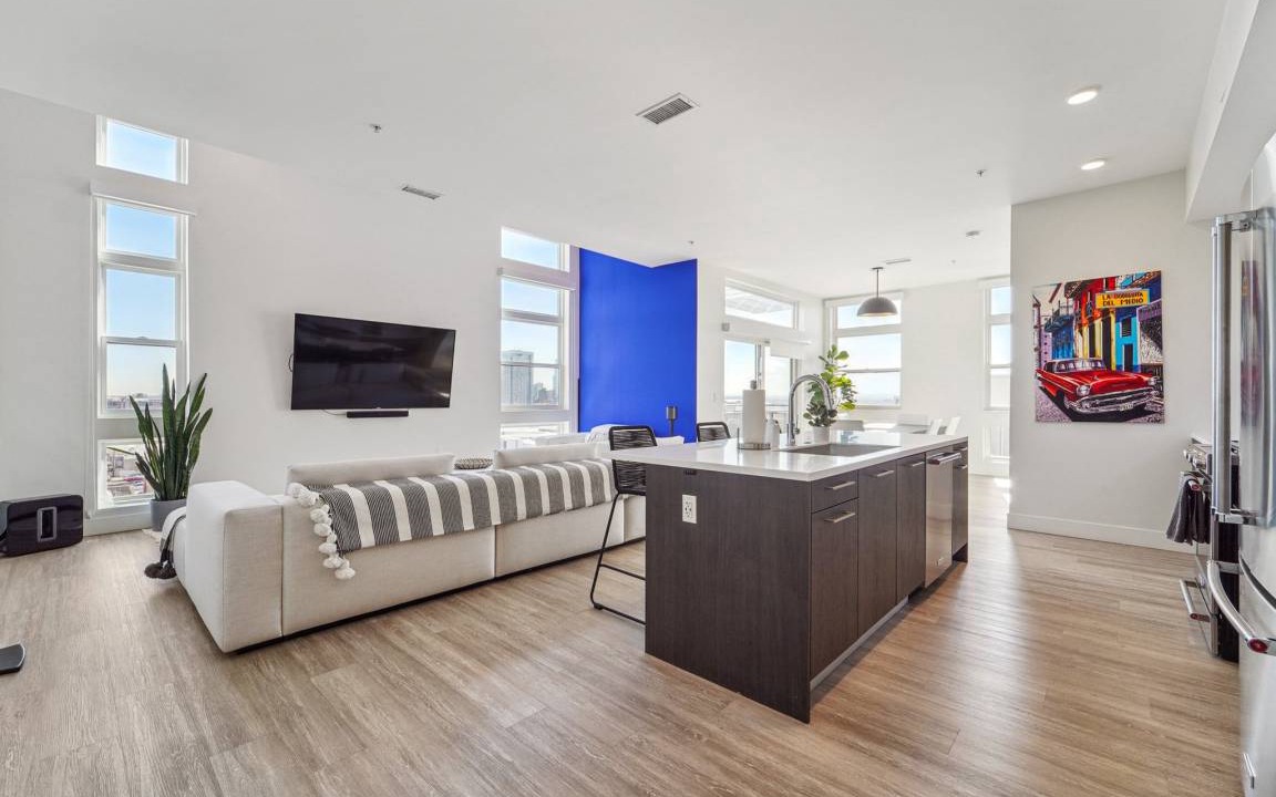 Photo of Livingroom in Highland